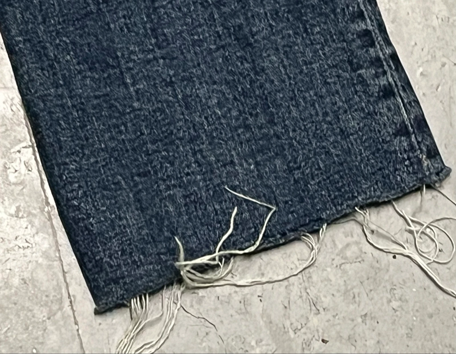 Hoge taille spijkerbroek met uitlopende pijpen – photo 17